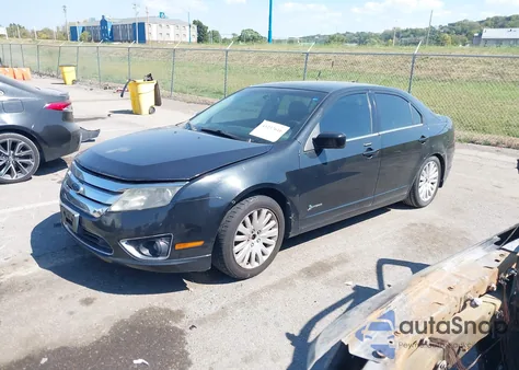 2010 Ford Fusion Hybrid из США, поврежденный, VIN 3FADP0L33AR137184
